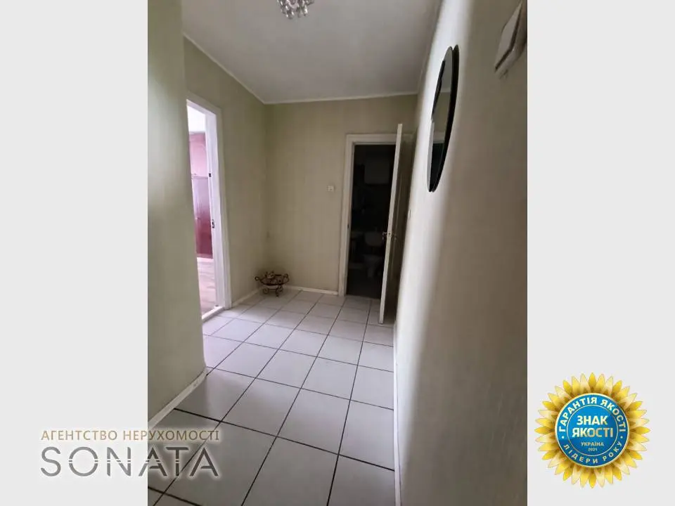 Фото Selling a 1-room apartment, 43.6 sq.m., Sumhaitska Street 19 Cherkasy, price: 37000 $, code 3930