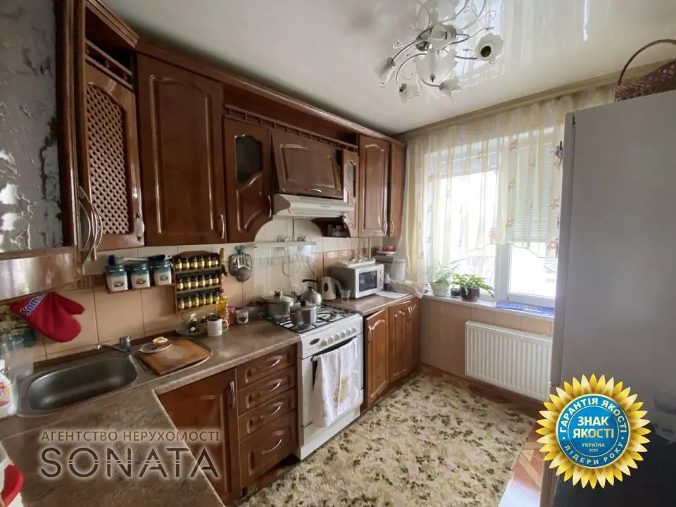 Фото Selling a 3-room apartment, 67 sq.m., Maksym Zalizniak Street (Nevskoho Lane)  Cherkasy, price: 71000 $, code 3931