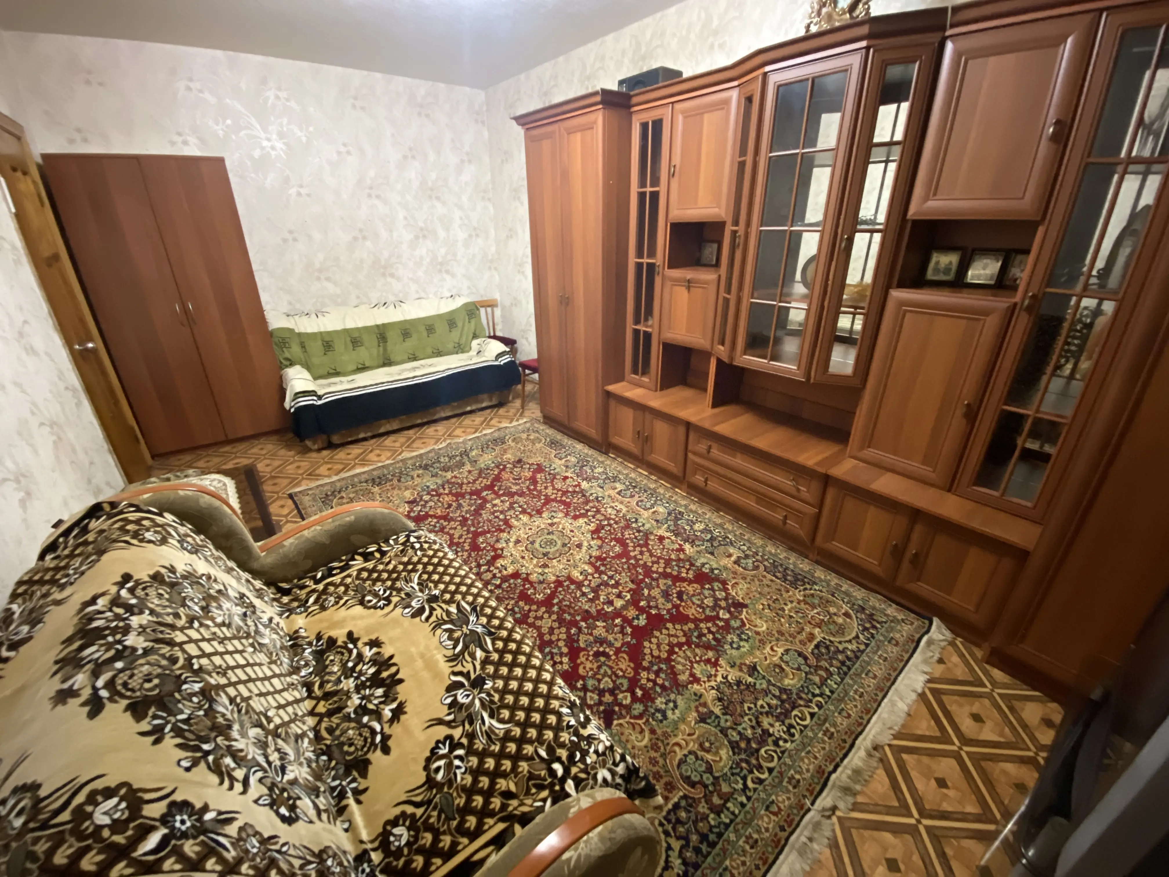 Фото Зняти 1 кімнатну квартиру, Академіка Заболотного вул. 48 Київ в довгострокову оренду, ціна: 14000 UAH, код 3933