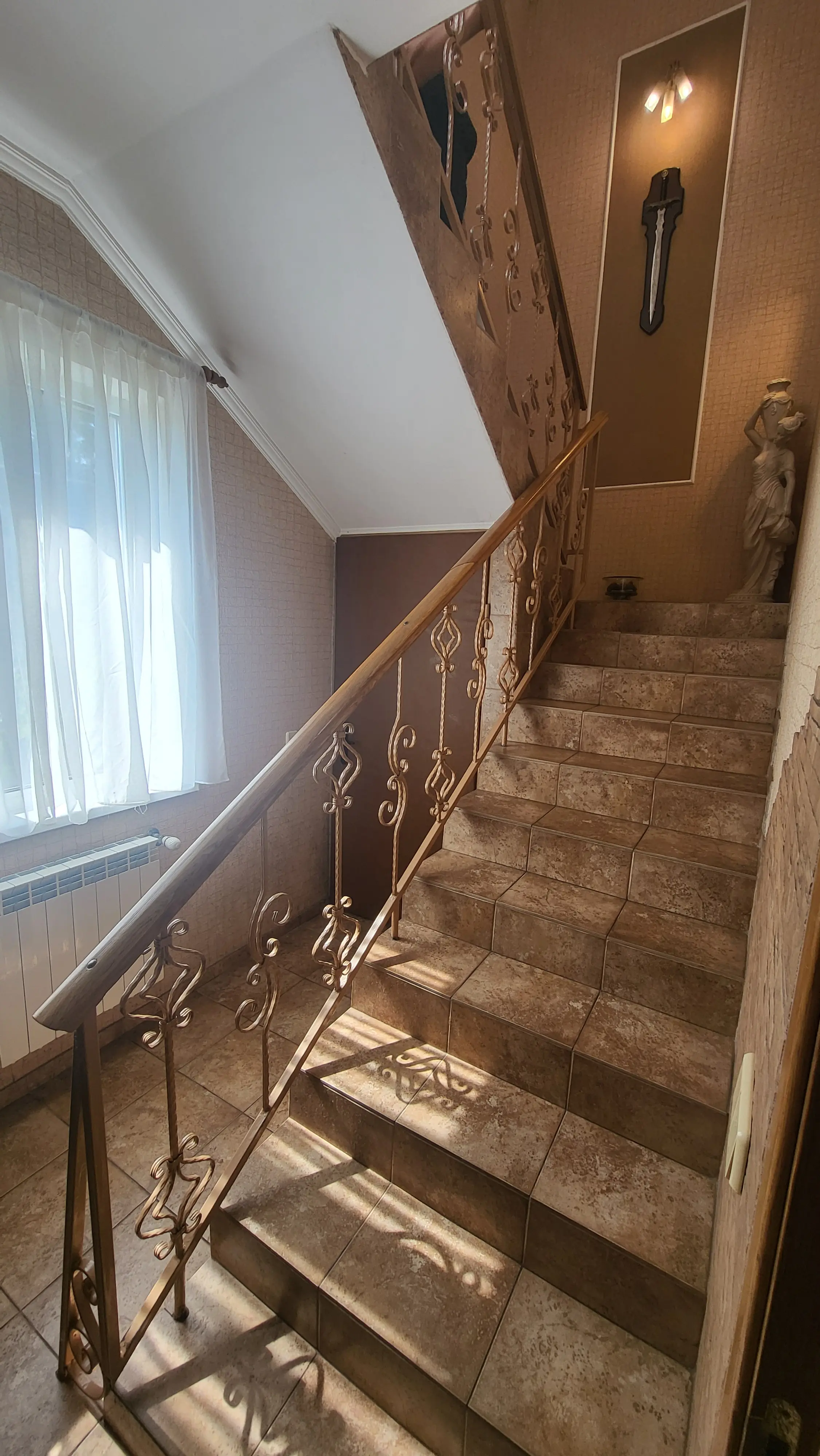 Фото Продаю будинок, 233 кв. м, 59-а Садова вул.  Київ, ціна: 230000 $, код 3945
