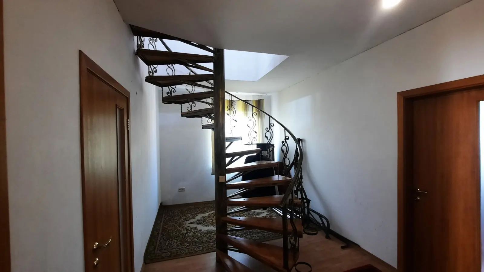 Фото Продаю будинок, 233 кв. м, 59-а Садова вул.  Київ, ціна: 230000 $, код 3945