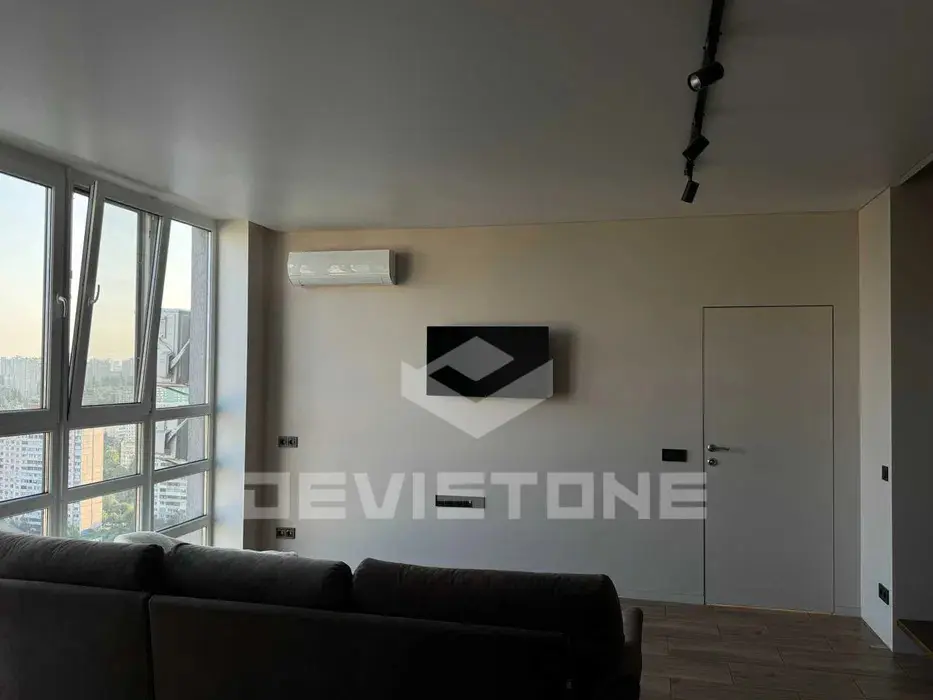 Фото Снять 4-комнатную квартиру, Бережанская ул. 15 Киев в долгосрочную аренду, цена: 1100 $, код 3946