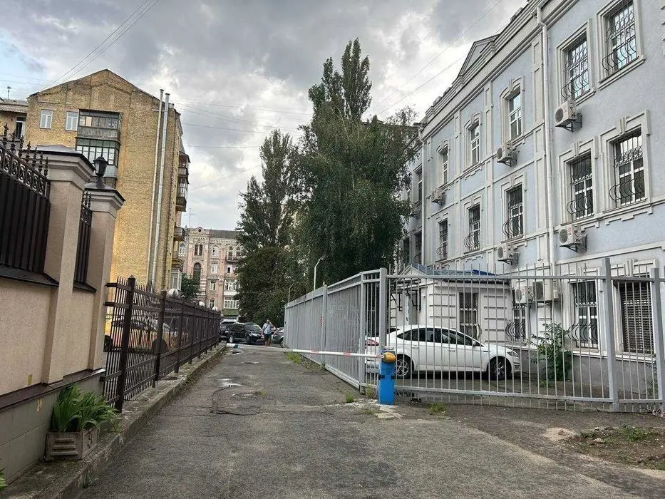 Фото Продаю офис, 697 кв. м, Саксаганского ул. 111а Киев, цена: 3000 $, код 3948