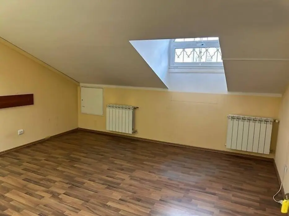 Фото Продаю офис, 697 кв. м, Саксаганского ул. 111а Киев, цена: 3000 $, код 3948