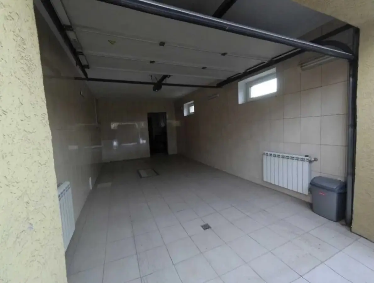 Фото Снять дом, 60-я Садовая ул.  Киев в долгосрочную аренду, цена: 1800 $, код 3953