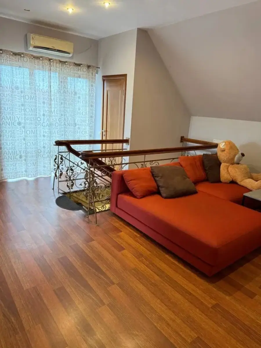 Фото Снять дом, 60-я Садовая ул.  Киев в долгосрочную аренду, цена: 1800 $, код 3953