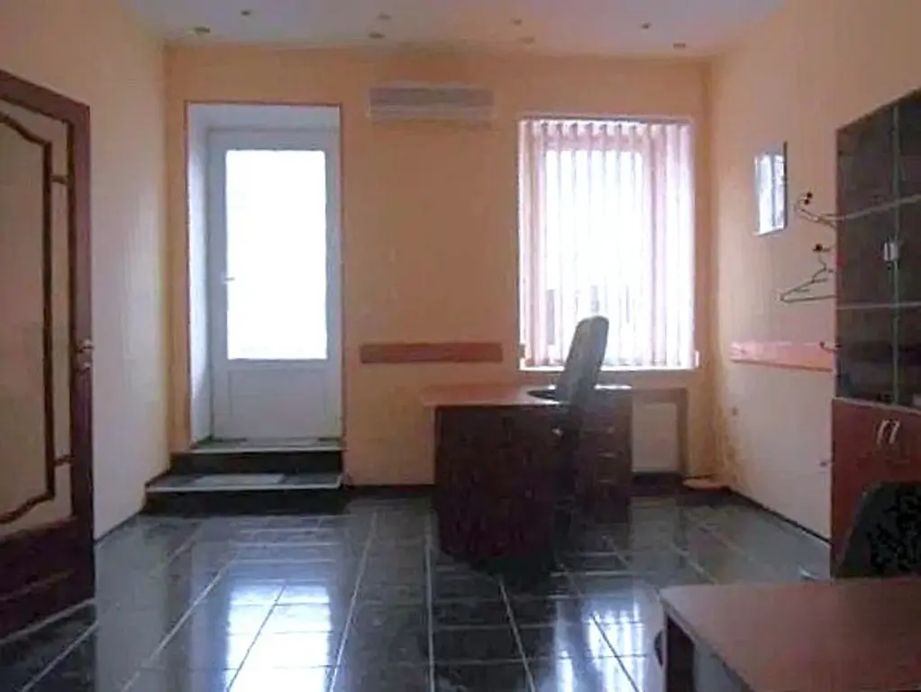 Фото Selling an office, 42 sq.m., Nizhynska Street 16 Odesa, price: 42500 $, code 3954