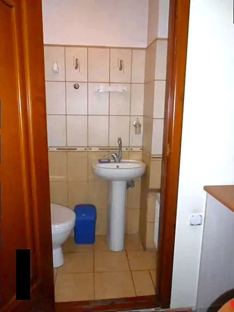 Фото Selling an office, 42 sq.m., Nizhynska Street 16 Odesa, price: 42500 $, code 3954