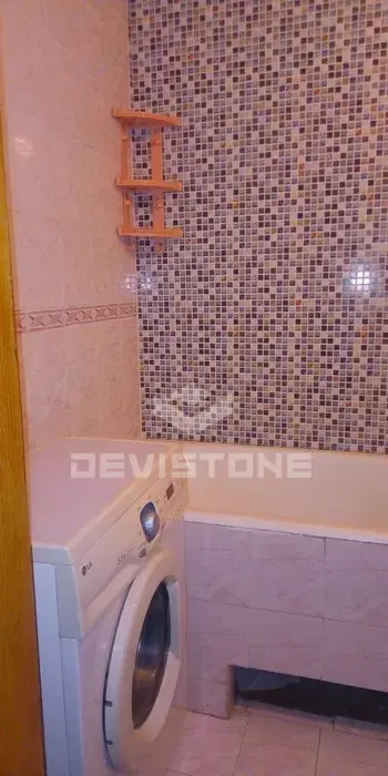 Фото Rent a 2-room apartment, Svobody Avenue 5 Kyiv for long-term rent, price: 11000 UAH, code 3955