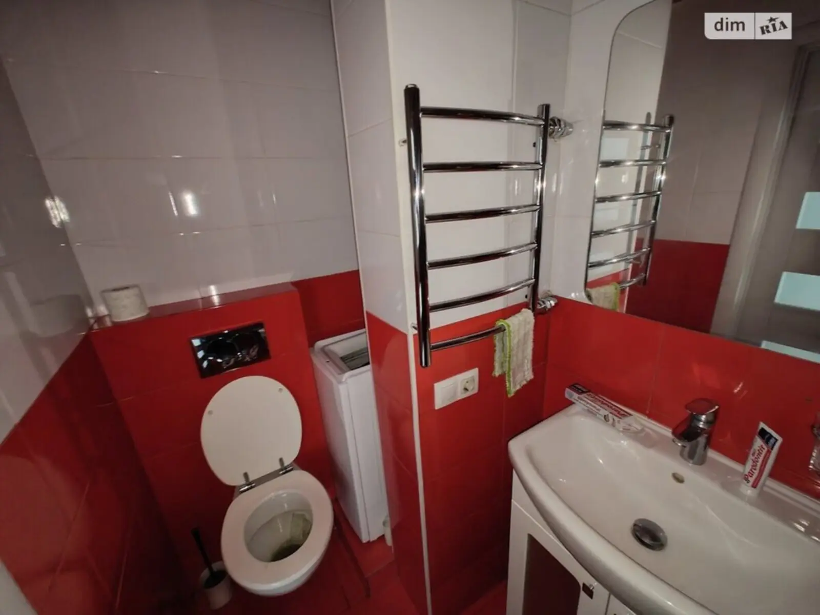 Фото Selling a 1-room apartment, 30 sq.m., Heroyiv polku "Azov" Street (Marshala Malynovskoho Street) 28б Kyiv, price: 50000 $, code 3957