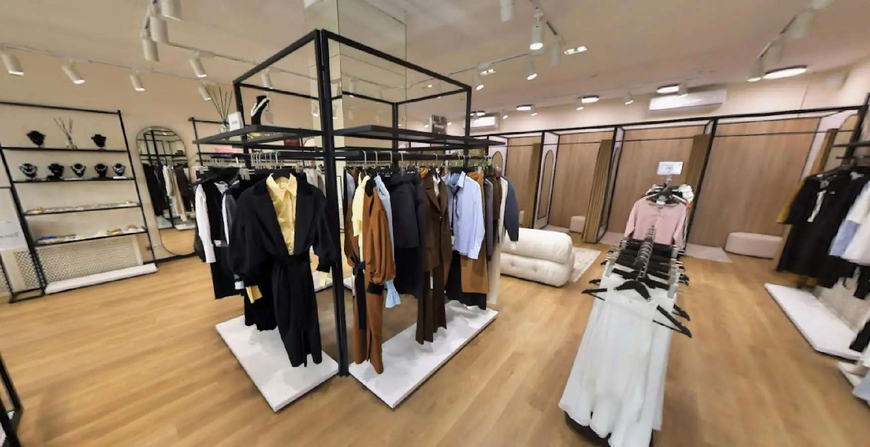 Фото Rent a retail space, Shota Rustaveli Street 15 Kyiv for long-term rent, price: 1000 UAH, code 3962