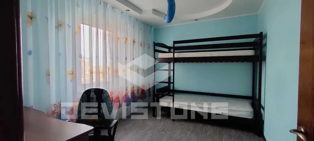 Фото Снять 3-комнатную квартиру, Правды просп. 31а Киев в долгосрочную аренду, цена: 28000 UAH, код 3963