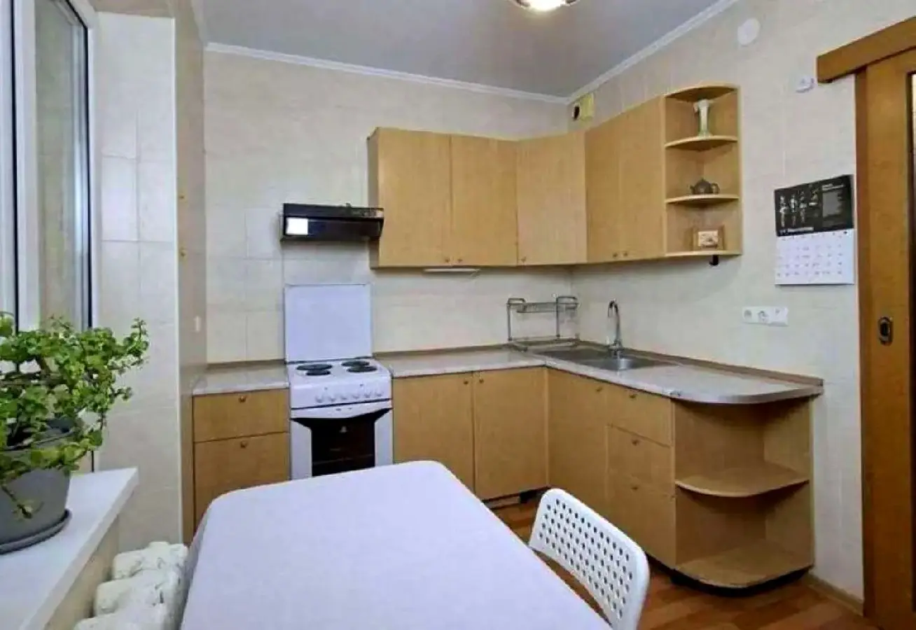 Фото Продаю 1 кімнатну квартиру, 38.9 кв. м, Ялтинська вул. 15 Київ, ціна: 55000 $, код 3973