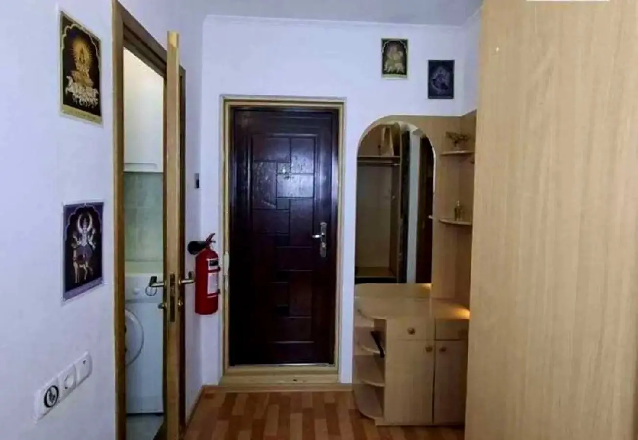 Фото Продаю 1 кімнатну квартиру, 38.9 кв. м, Ялтинська вул. 15 Київ, ціна: 55000 $, код 3973