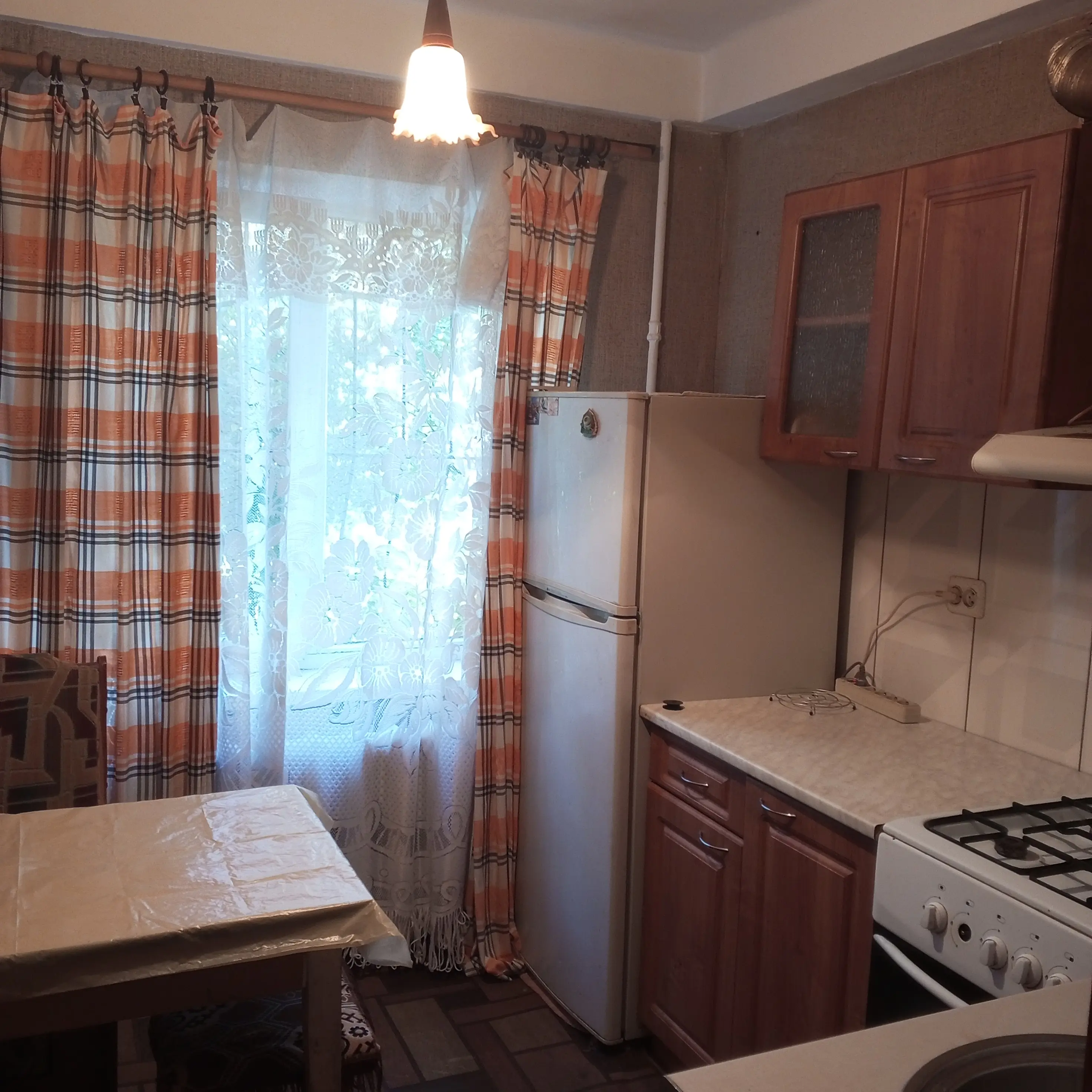 Фото Продаю 2-комнатную квартиру, 39 кв. м, Михаила Донца ул. 19б Киев, цена: 39000 $, код 3977