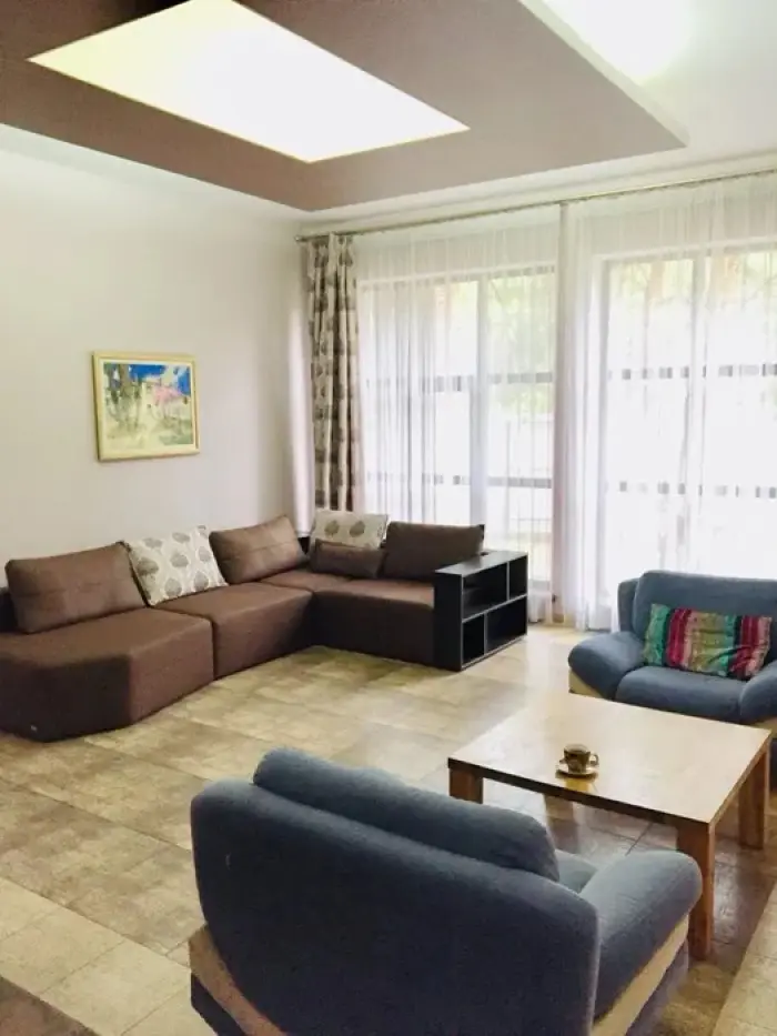 Фото Снять дом, Радистов ул.  Киев в долгосрочную аренду, цена: 2300 EUR, код 3982