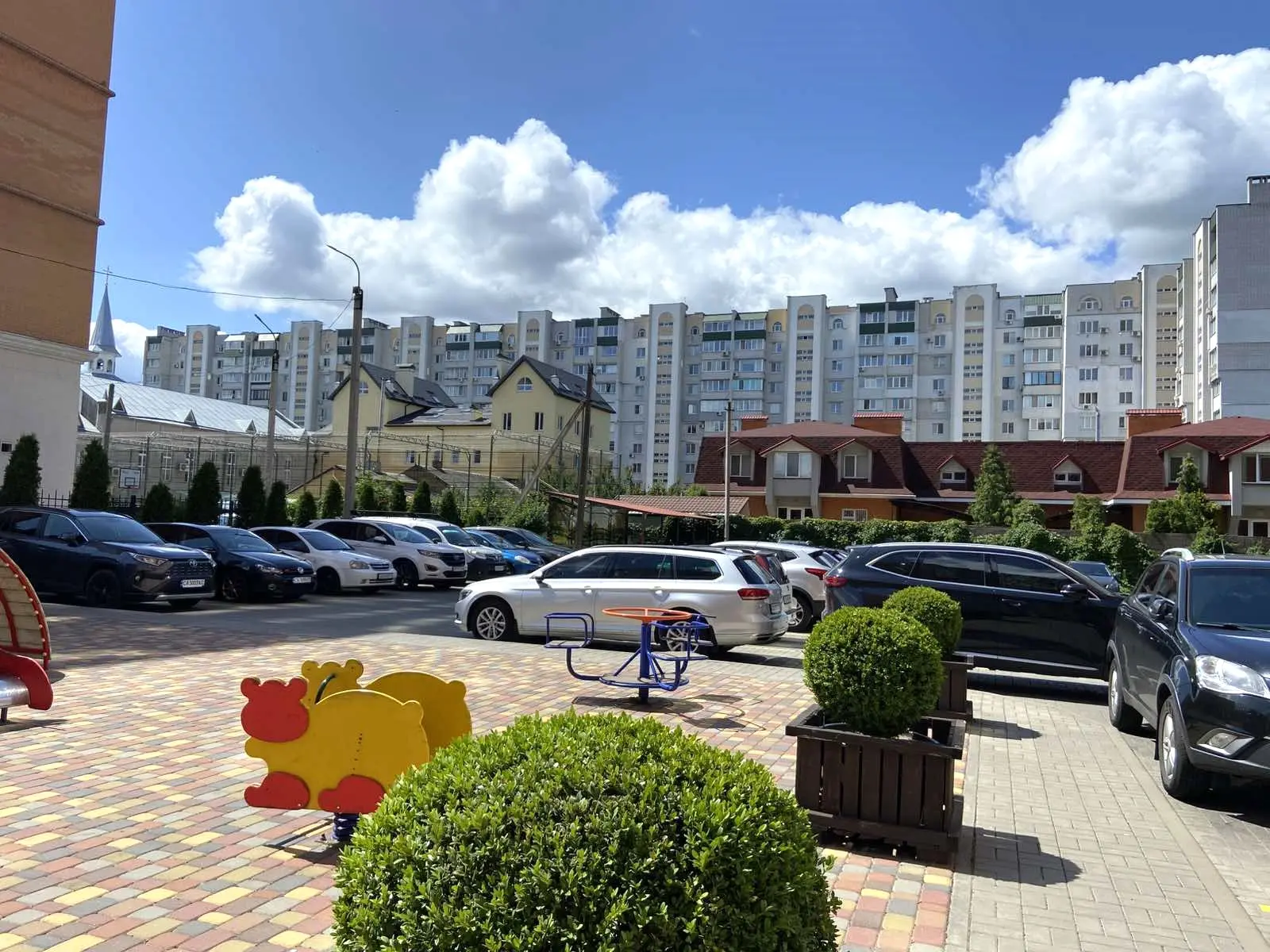 Фото Selling a 1-room apartment, 60 sq.m., Shevchenka Boulevard 150/1 Cherkasy, price: 62000 $, code 3988