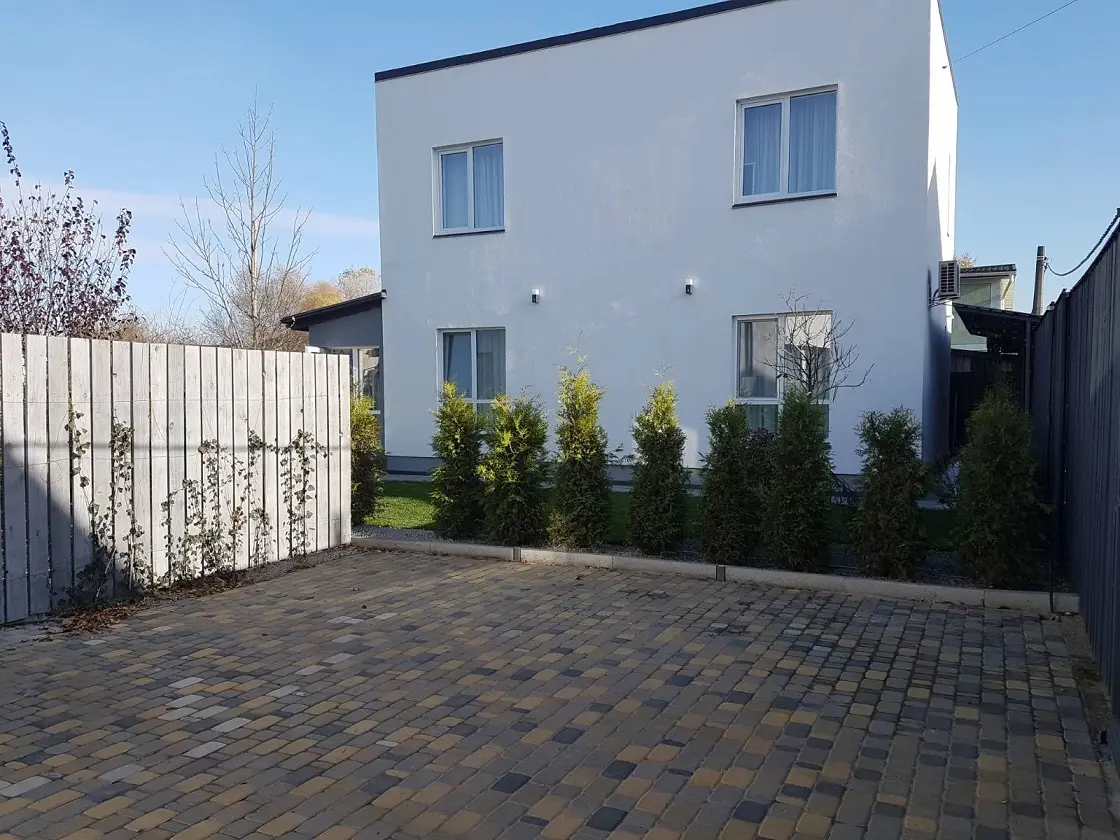 Фото Снять дом, Центральная ул.  Киев в долгосрочную аренду, цена: 1500 $, код 3990