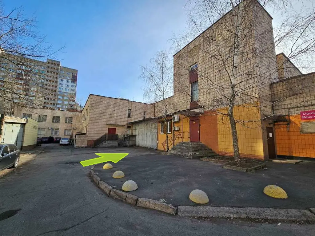 Фото Орендувати гараж, паркомісце у паркінгу Рональда Рейгана вул. (Теодора Драйзера) 24 Київ в довгострокову оренду, ціна: 10000 UAH, код 3995