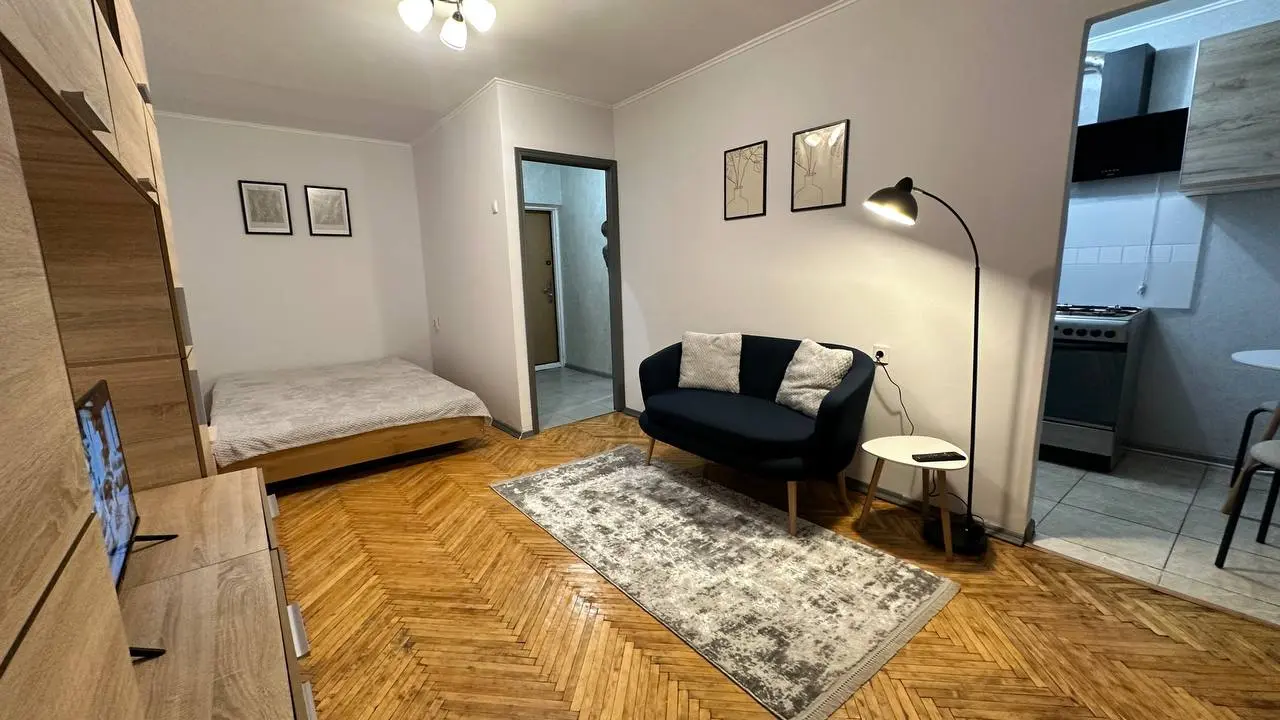 Фото Зняти 1 кімнатну квартиру, Павла Тичини просп. 5/1 Київ в довгострокову оренду, ціна: 13500 UAH, код 4002