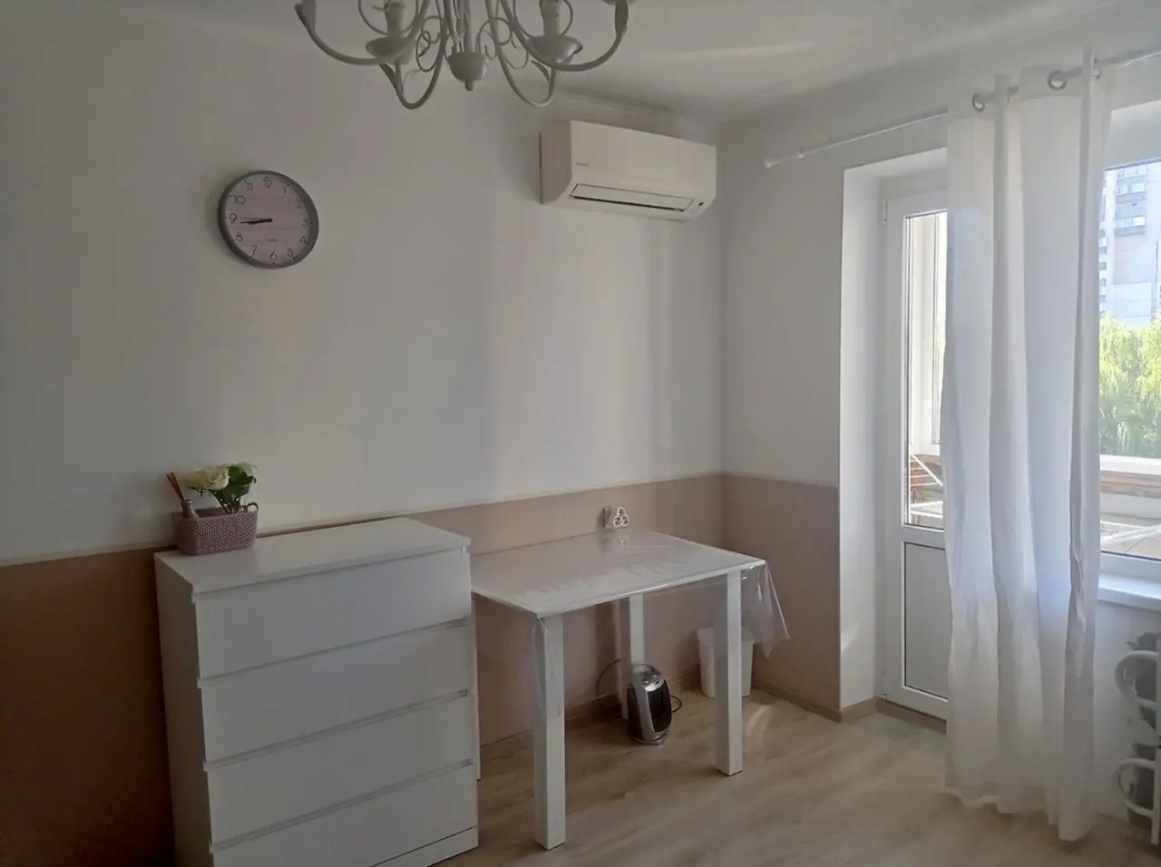 Фото Зняти 1 кімнатну квартиру, Добровольців пров. 6 Дніпро в довгострокову оренду, ціна: 11000 UAH, код 4003