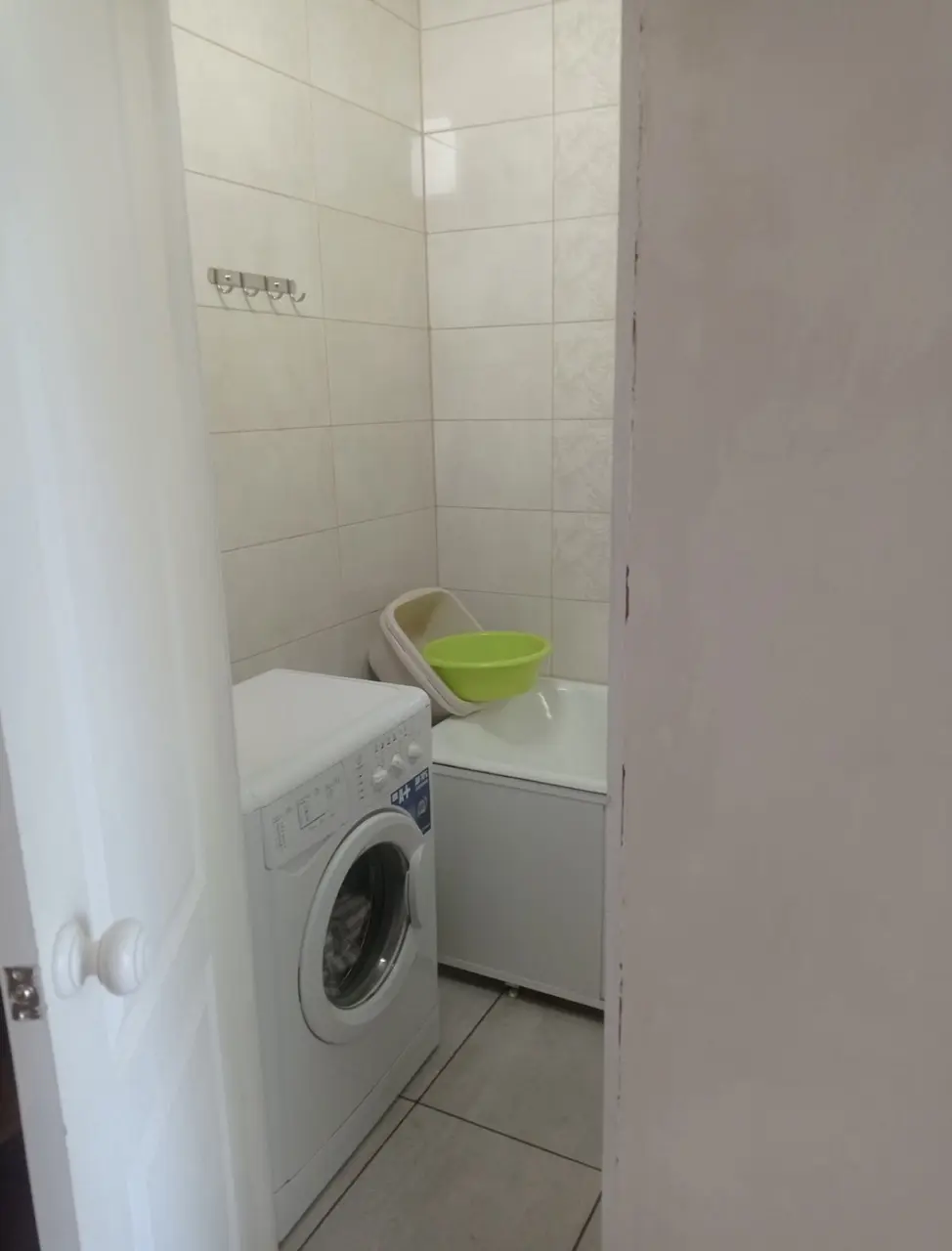 Фото Зняти 1 кімнатну квартиру, Добровольців пров. 6 Дніпро в довгострокову оренду, ціна: 11000 UAH, код 4003