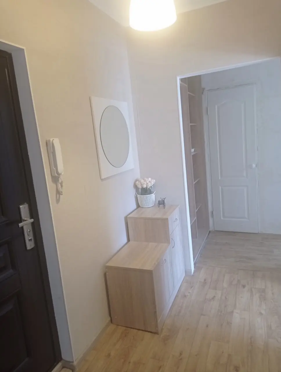 Фото Зняти 1 кімнатну квартиру, Добровольців пров. 6 Дніпро в довгострокову оренду, ціна: 11000 UAH, код 4003