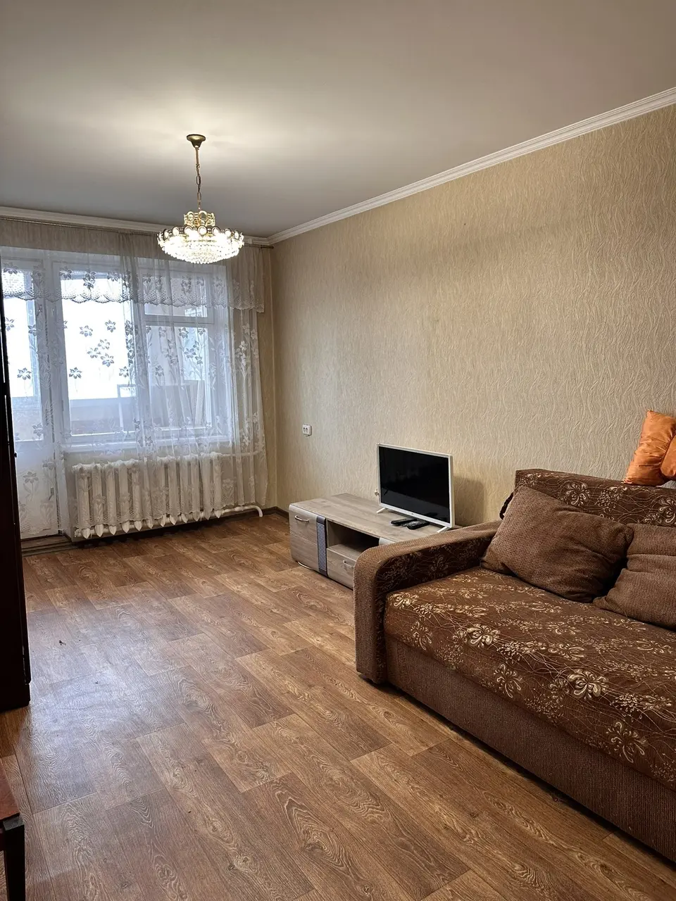 Фото Зняти 2 кімнатну квартиру, Маршала Малиновського вул.  Дніпро в довгострокову оренду, ціна: 13000 UAH, код 4004