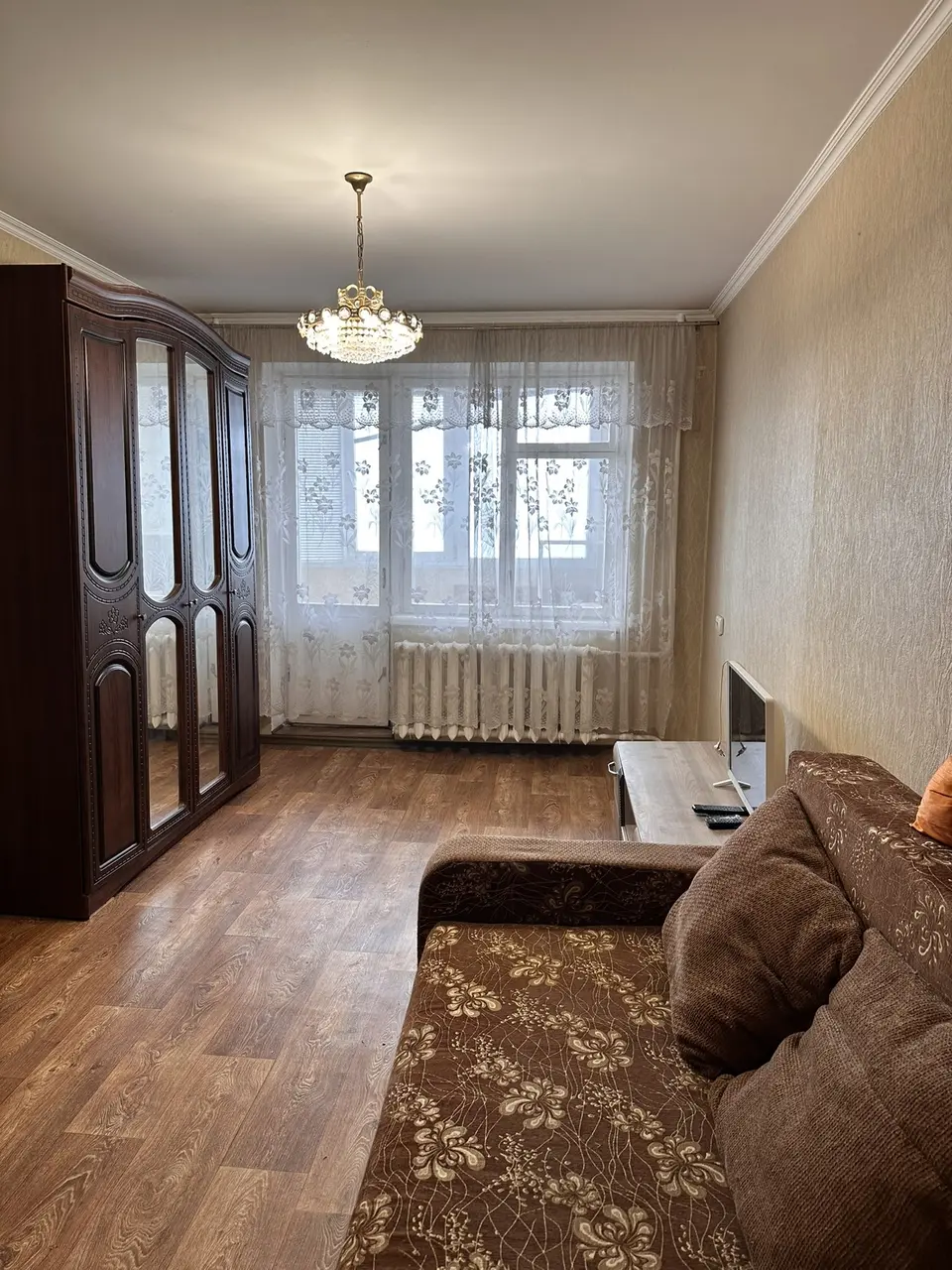 Фото Зняти 2 кімнатну квартиру, Маршала Малиновського вул.  Дніпро в довгострокову оренду, ціна: 13000 UAH, код 4004