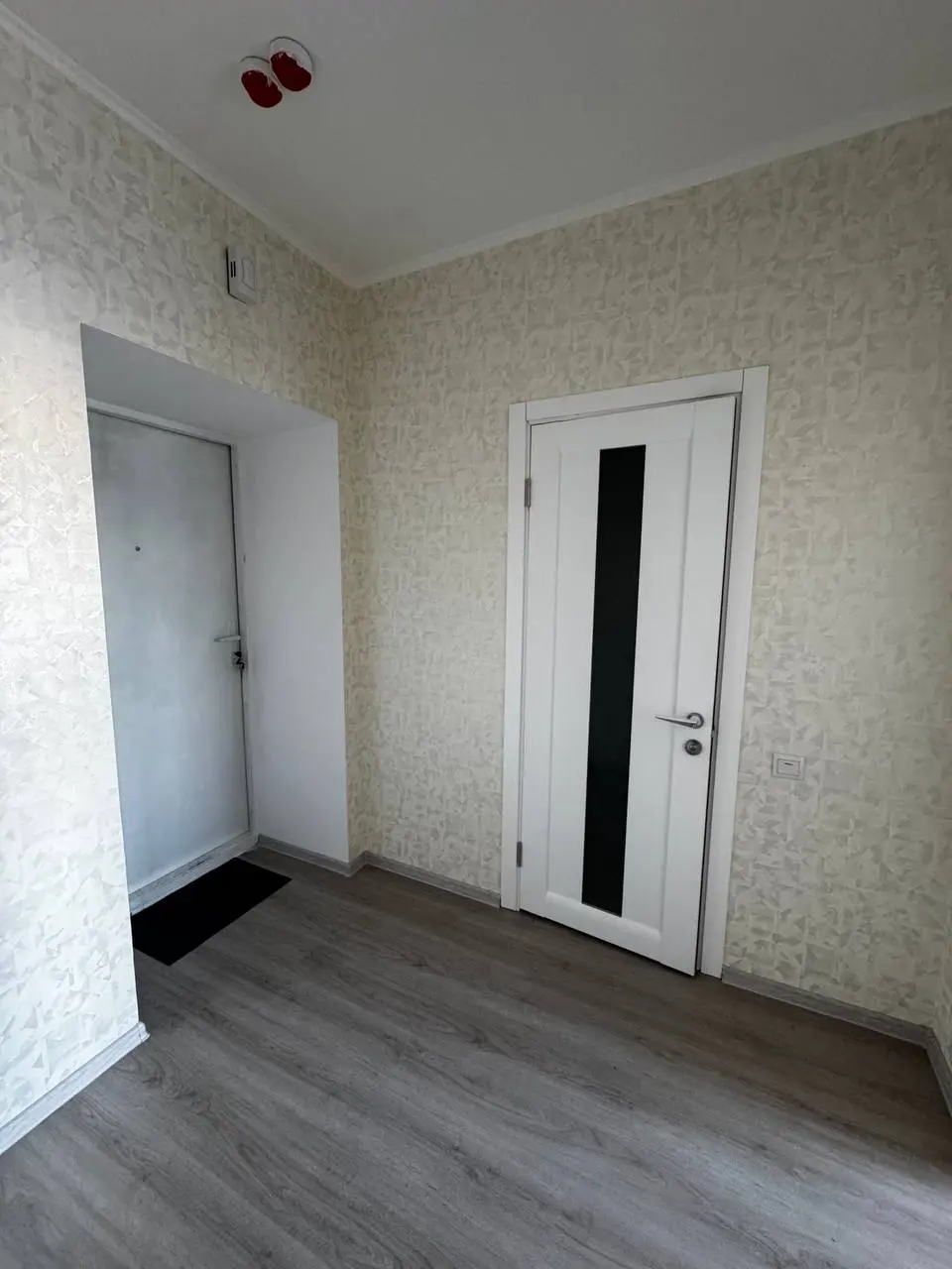 Фото Rent a 1-room apartment, Pryvokzalna Street  Boryspil for long-term rent, price: 12000 UAH, code 4005