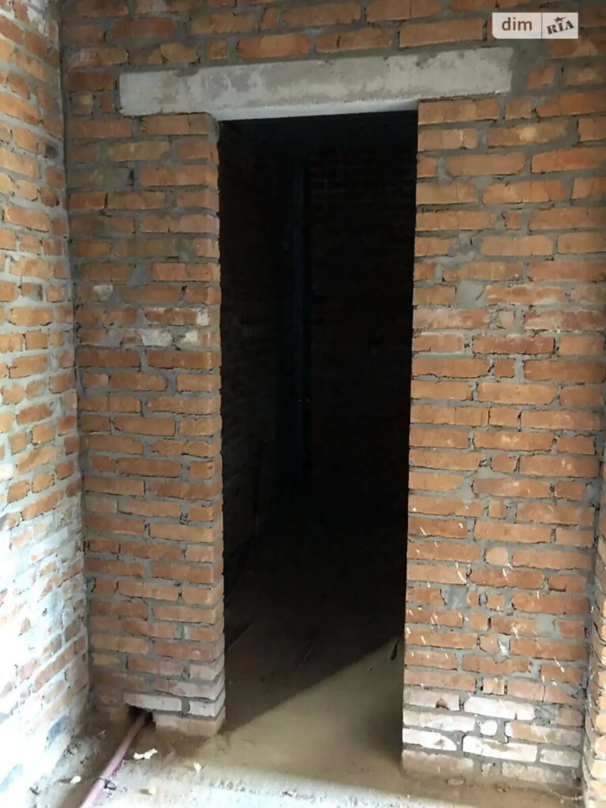 Фото Selling a 1-room apartment, 55 sq.m., Yasnohirska Street 16в Kyiv, price: 55697 $, code 4008