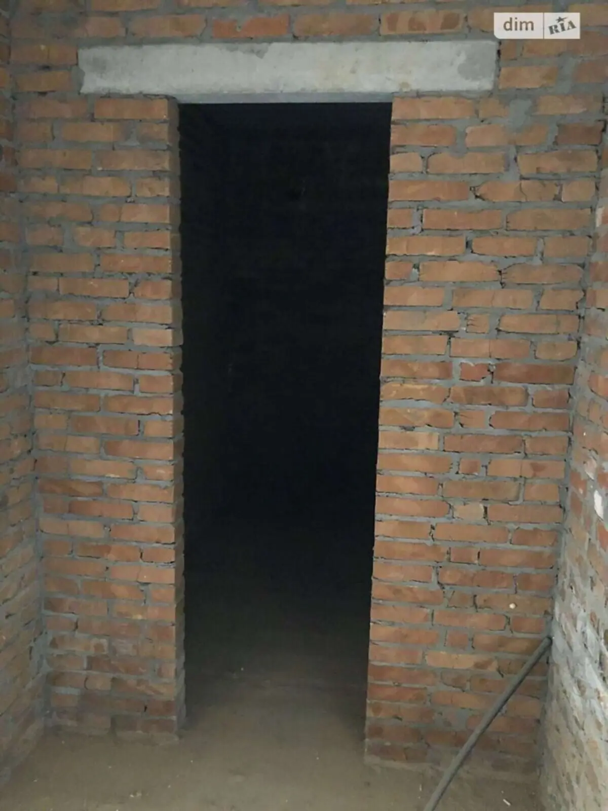 Фото Selling a 1-room apartment, 55 sq.m., Yasnohirska Street 16в Kyiv, price: 55697 $, code 4008