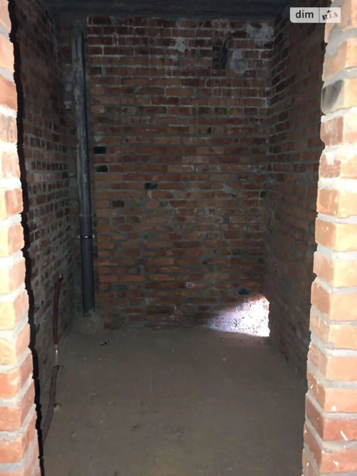 Фото Selling a 1-room apartment, 55 sq.m., Yasnohirska Street 16в Kyiv, price: 55697 $, code 4008