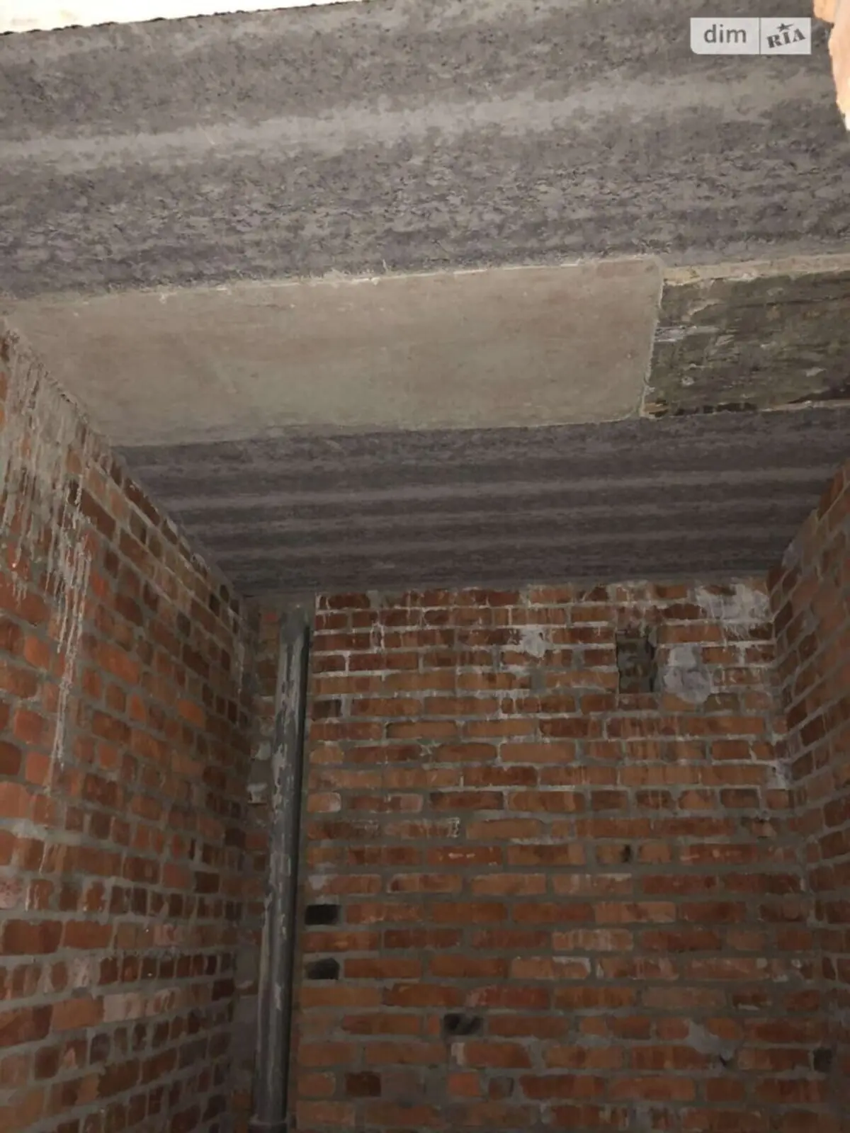 Фото Selling a 1-room apartment, 55 sq.m., Yasnohirska Street 16в Kyiv, price: 55697 $, code 4008