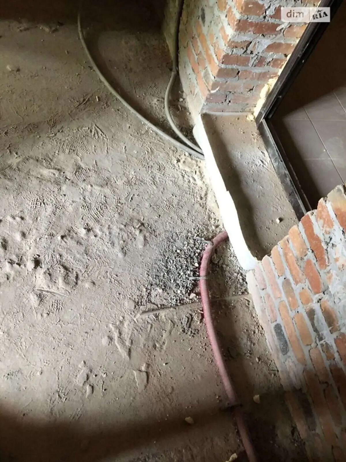 Фото Selling a 1-room apartment, 55 sq.m., Yasnohirska Street 16в Kyiv, price: 55697 $, code 4008