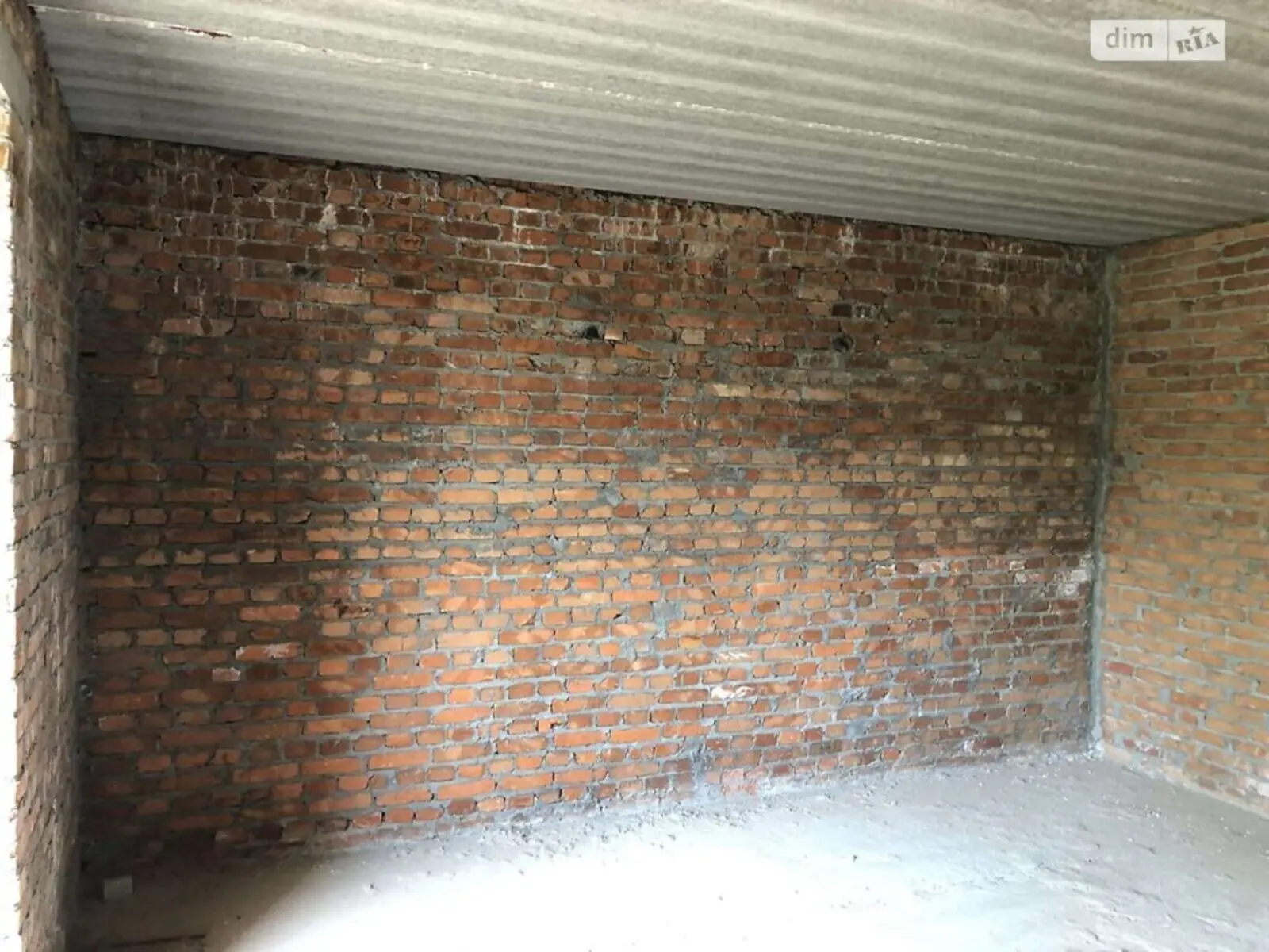 Фото Selling a 1-room apartment, 55 sq.m., Yasnohirska Street 16в Kyiv, price: 55697 $, code 4008