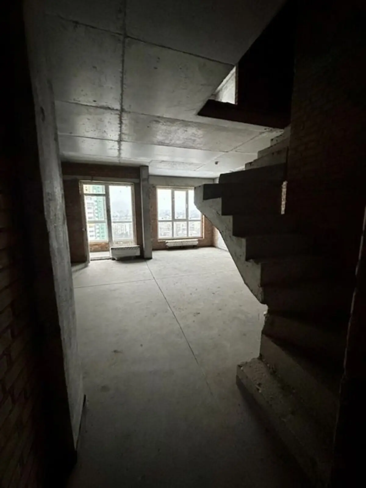 Фото Selling a 3-room apartment, 94 sq.m., Vyshhorodska Street  Kyiv, price: 130000 $, code 4009