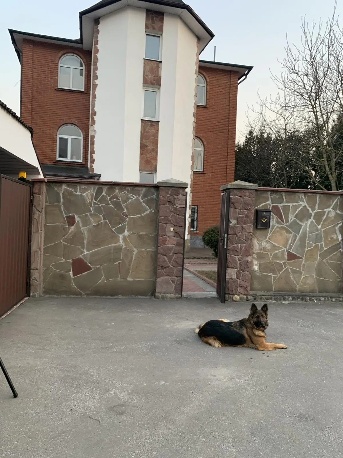 Фото Продаю будинок, 234.8 кв. м, Бродівська вул.  Київ, ціна: 260000 $, код 4010