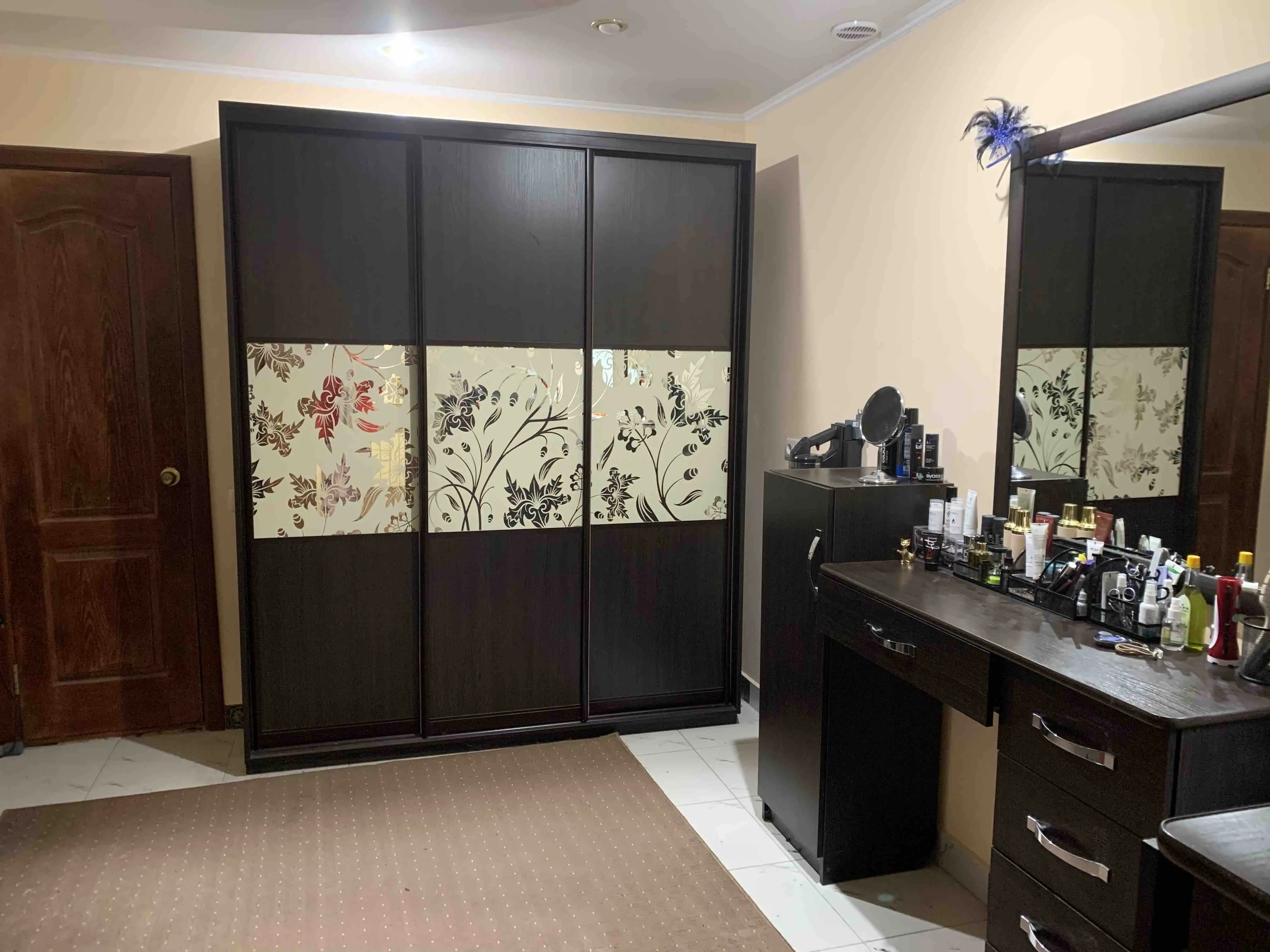 Фото Продаю будинок, 234.8 кв. м, Бродівська вул.  Київ, ціна: 260000 $, код 4010