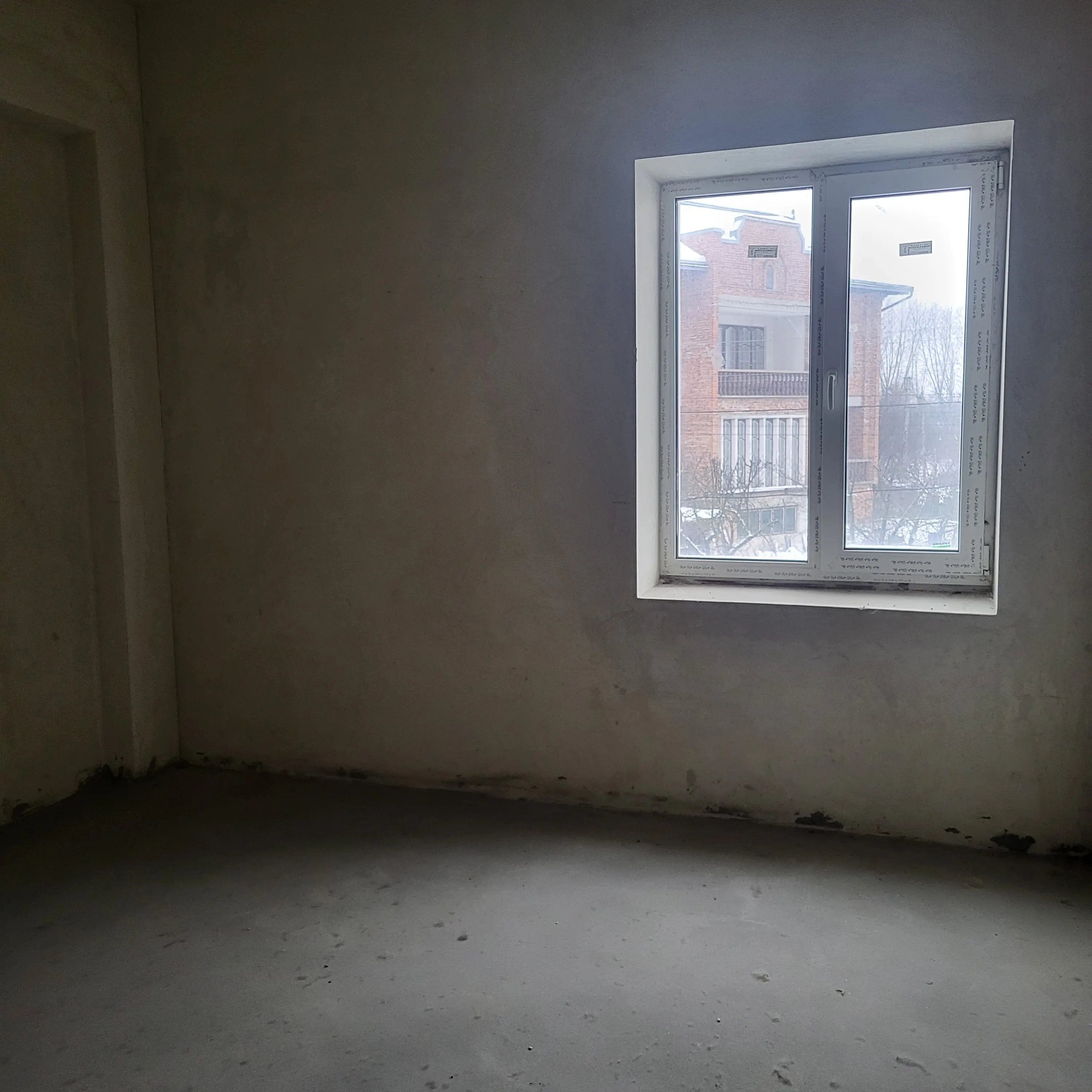 Фото Продаю коммерческую недвижимость, 240 кв. м, Ивано-Франковск, цена: 300000 $, код 4012