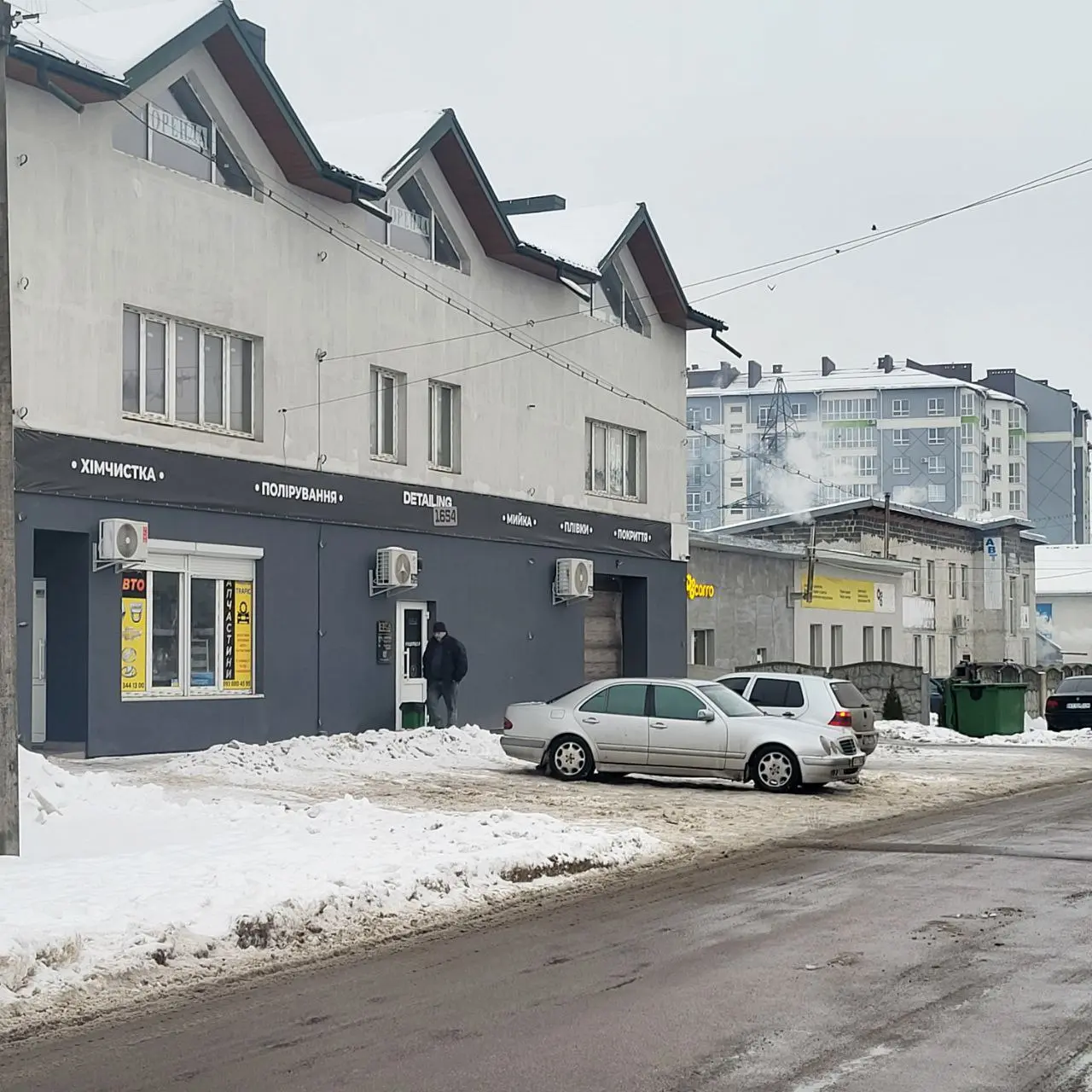 Фото Продаю коммерческую недвижимость, 240 кв. м, Ивано-Франковск, цена: 300000 $, код 4012