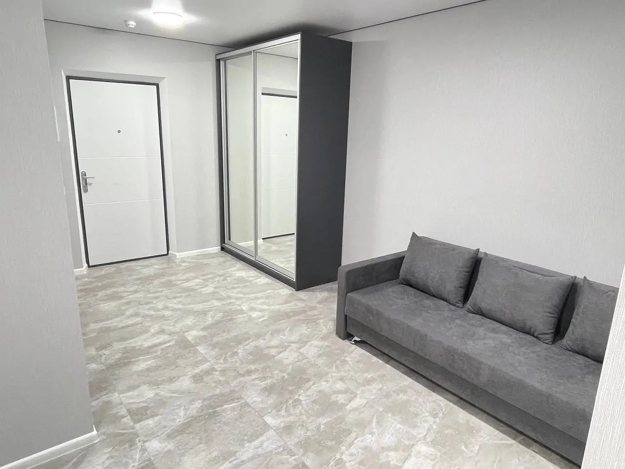 Фото Selling a 2-room apartment, 37 sq.m., Kotsiubynske, price: 63000 $, code 4025