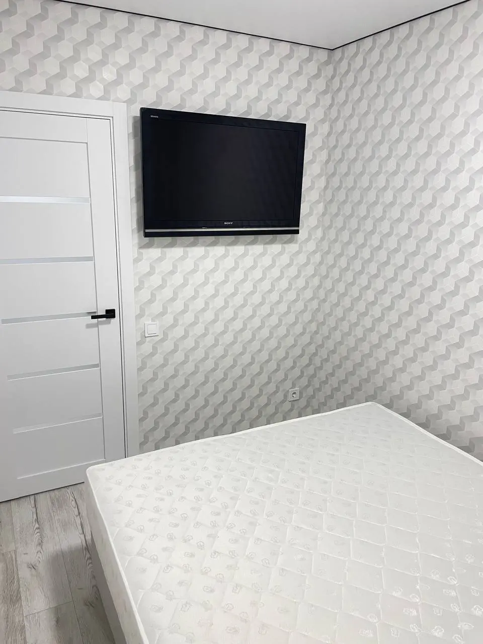 Фото Selling a 2-room apartment, 37 sq.m., Kotsiubynske, price: 63000 $, code 4025