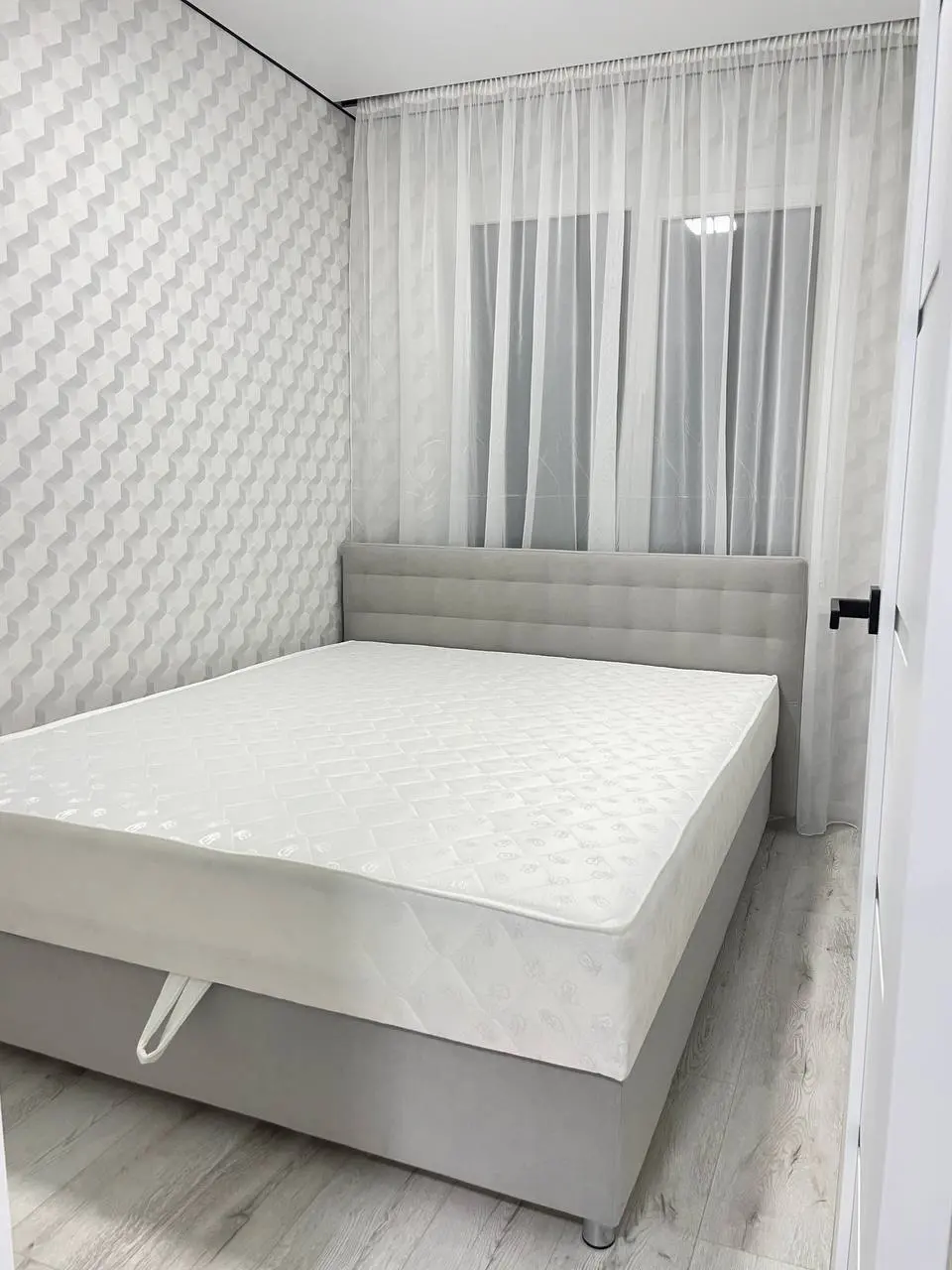 Фото Selling a 2-room apartment, 37 sq.m., Kotsiubynske, price: 63000 $, code 4025