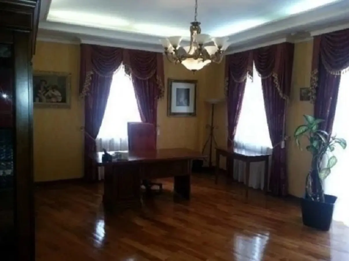 Фото Продаю будинок, 572 кв. м, Андріївський узвіз  Київ, ціна: 3000000 $, код 4033