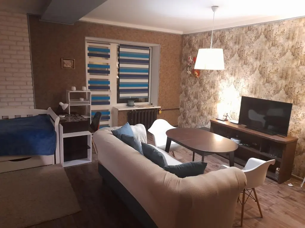 Фото Rent a 2-room apartment, Velyka Vasylkivska Street (Chervonoarmiiska Street;Krasnoarmeyskaya Street) 114 Kyiv for long-term rent, price: 23 UAH, code 4041