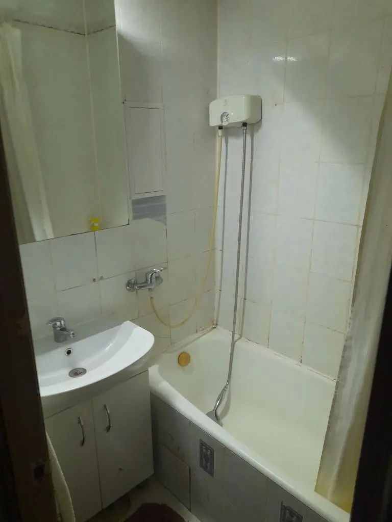 Фото Rent a 2-room apartment, Velyka Vasylkivska Street (Chervonoarmiiska Street;Krasnoarmeyskaya Street) 114 Kyiv for long-term rent, price: 23 UAH, code 4041