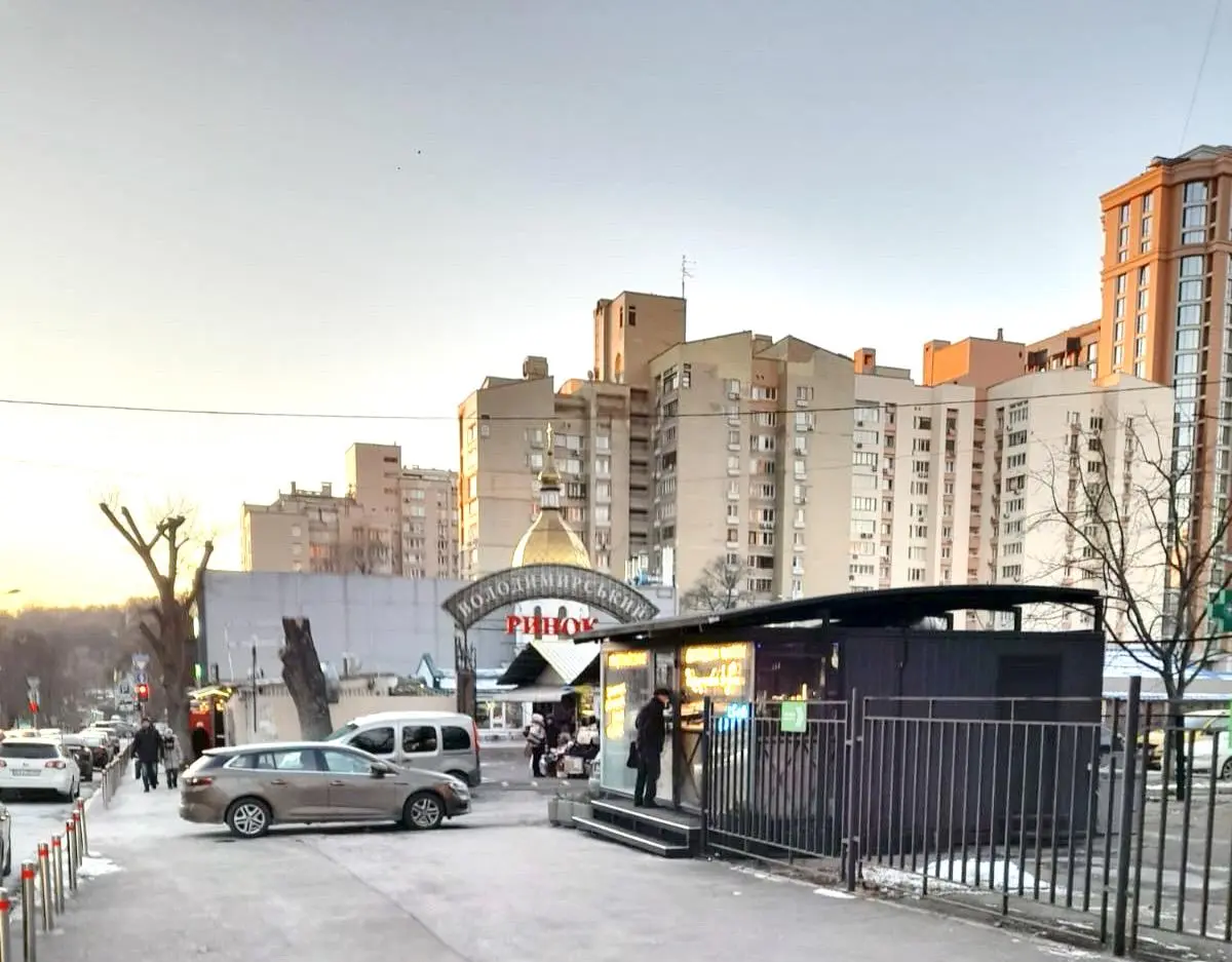 Фото Rent a 2-room apartment, Velyka Vasylkivska Street (Chervonoarmiiska Street;Krasnoarmeyskaya Street) 114 Kyiv for long-term rent, price: 23 UAH, code 4041