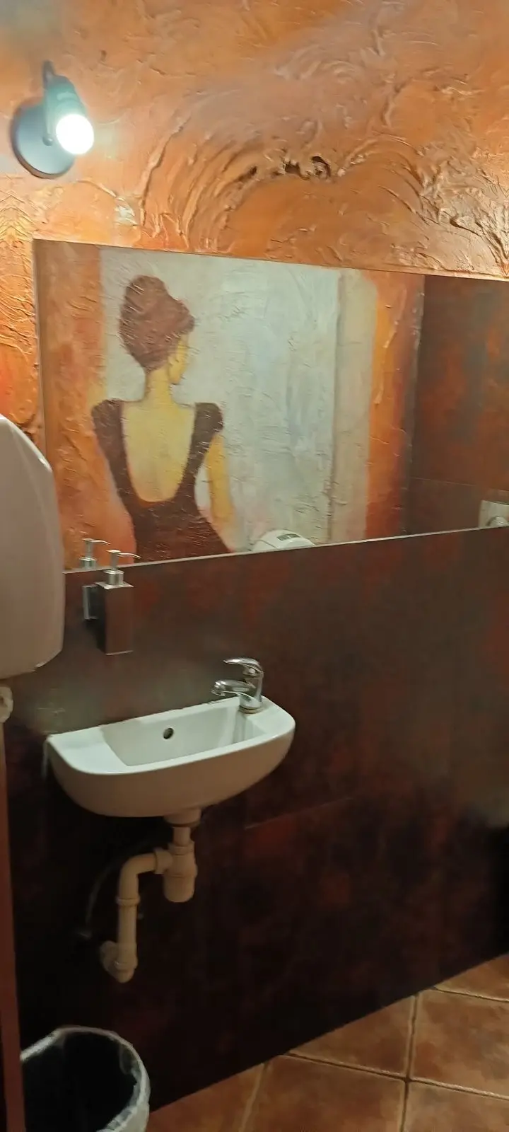 Фото Арендовать торговую площадь, Армянская ул. 8 Львов в долгосрочную аренду, цена: 3800 $, код 4050