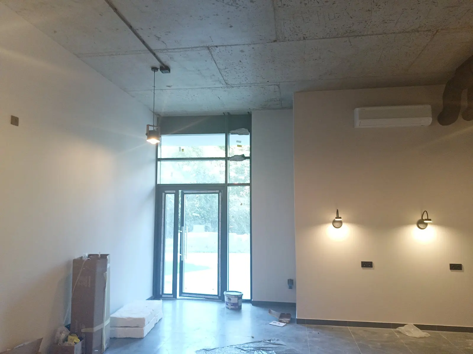 Фото Арендовать торговую площадь, Карла Миклёша ул.  Львов в долгосрочную аренду, цена: 500 $, код 4053